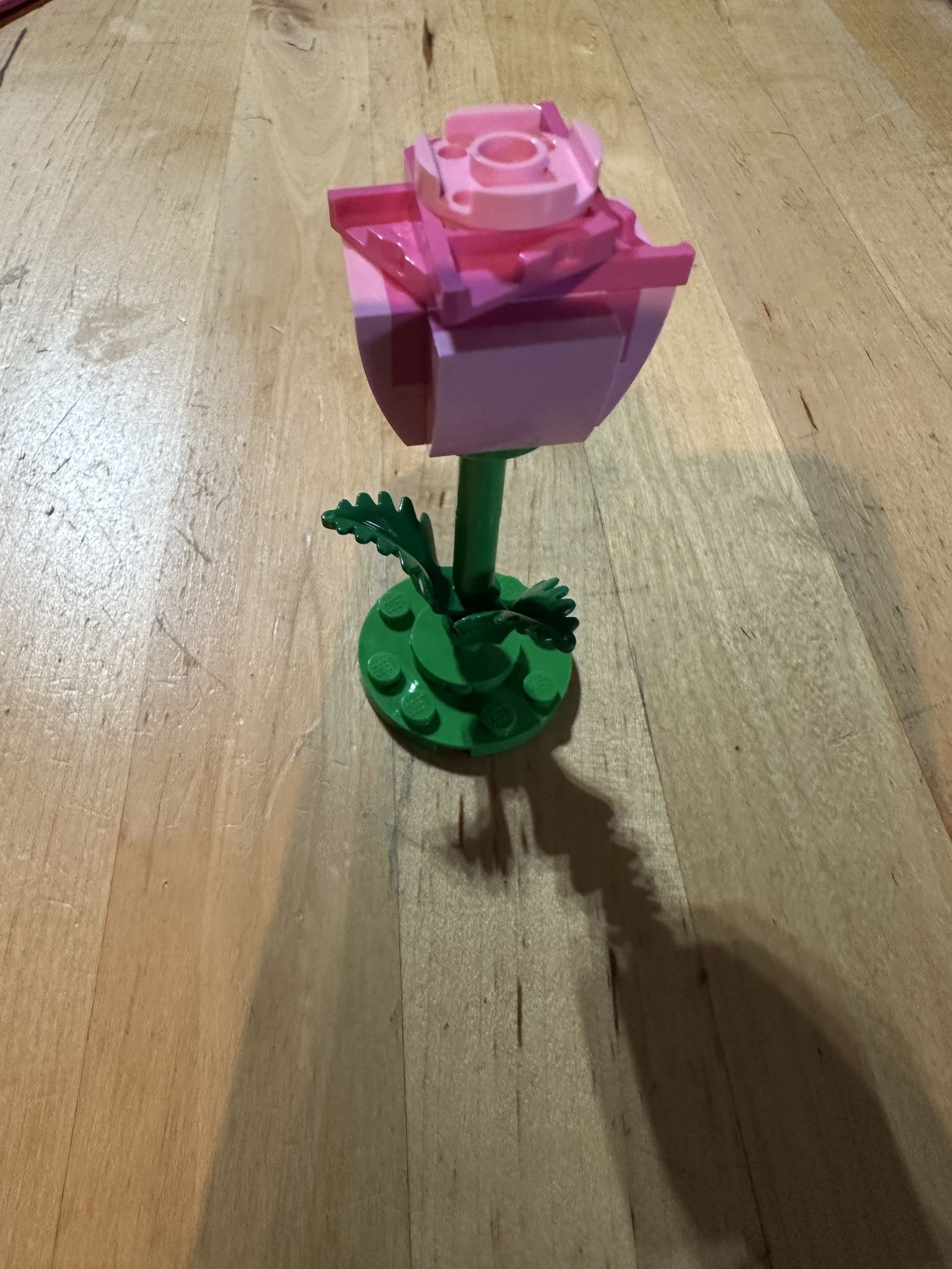 Rosa LEGO® terminada, vista frontal