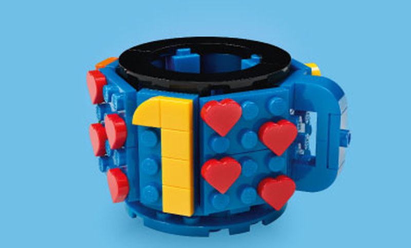 Taza de café LEGO® del Día del Padre, recorte del cartel oficial del taller